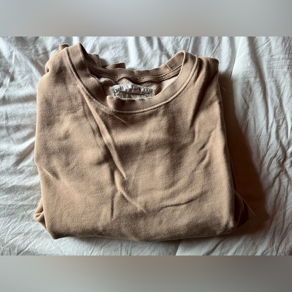 American Eagle crewneck sweatshirt